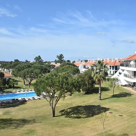 Apartamento Sunny Balcony And Pool